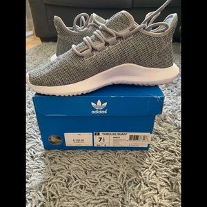 Adidas tubular shadow knit size 7 1/2 sneakers
